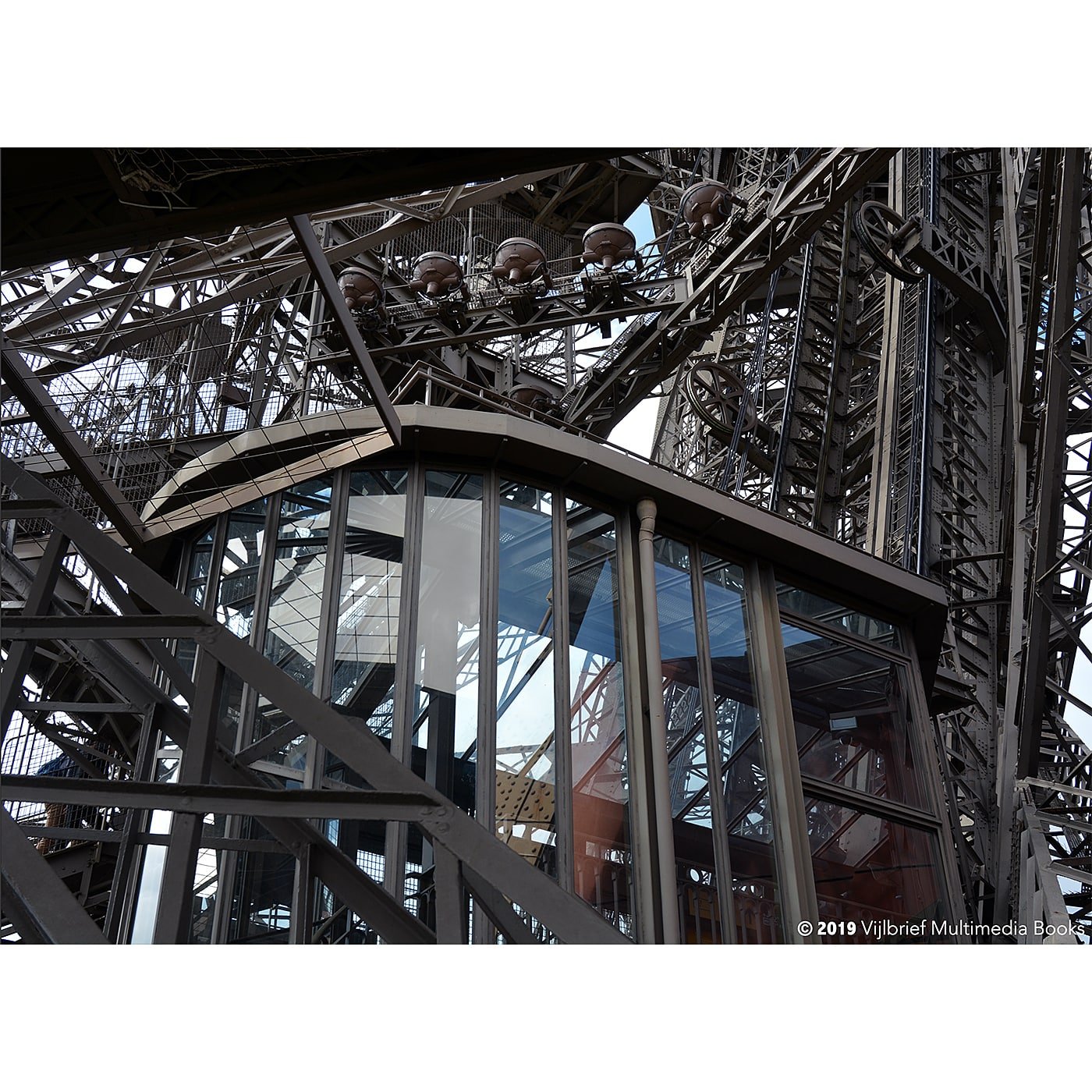 Frankrijk, Parijs. De Eiffeltoren: Mijn smeedijzeren liefde.
